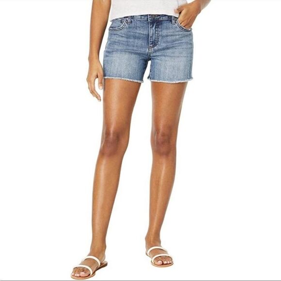 Kut from the Kloth Pants - KUT from the Kloth Gidget High Rise Fray Shorts in Consolidated Wash, Size 2